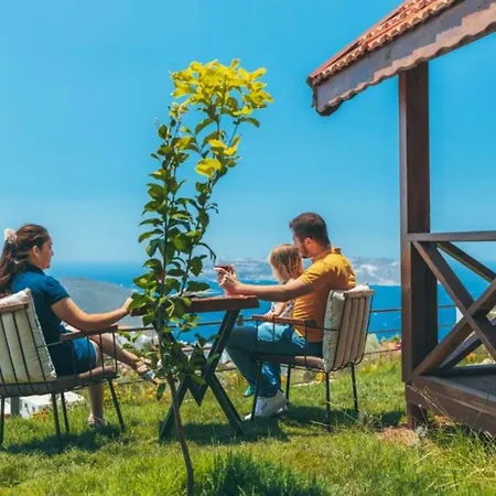 Ali's Bungalow 카스